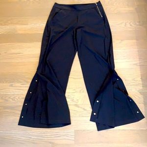 Athleta wide leg, side zipper Gramercy pant